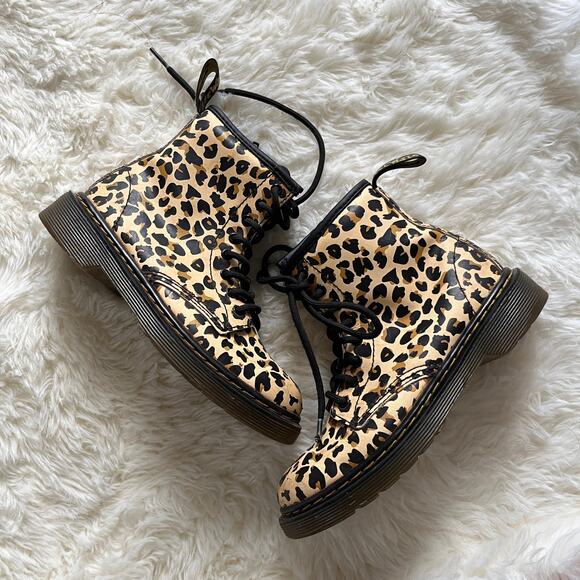Dr. Martens Kids Leopard Print Boots 1 - Picture 1 of 10